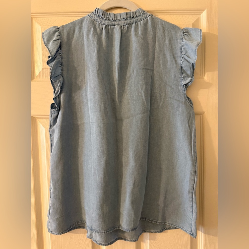 LOFT Chambray V-Neck Ruffle Sleeve Tunic in Light Blue NWT - Picture 3 of 6